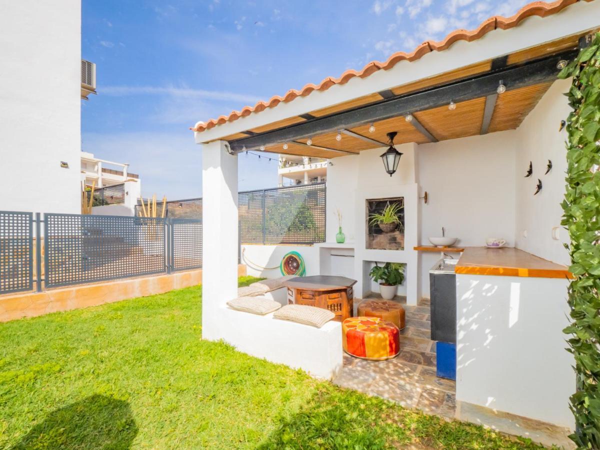 Cubo'S Hostal William'S Sunny 5 With Breakfast Torre de Benagalbon Exterior foto