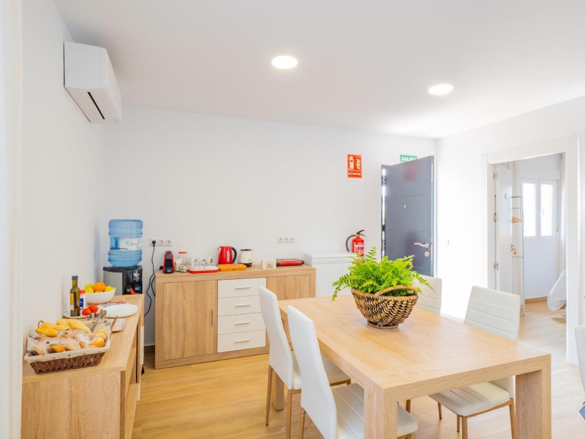Cubo'S Hostal William'S Sunny 5 With Breakfast Torre de Benagalbon Exterior foto