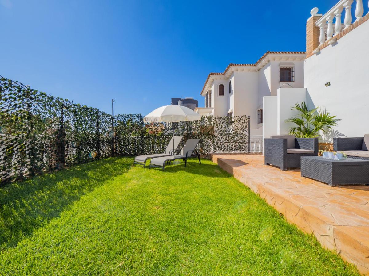 Cubo'S Hostal William'S Sunny 5 With Breakfast Torre de Benagalbon Exterior foto